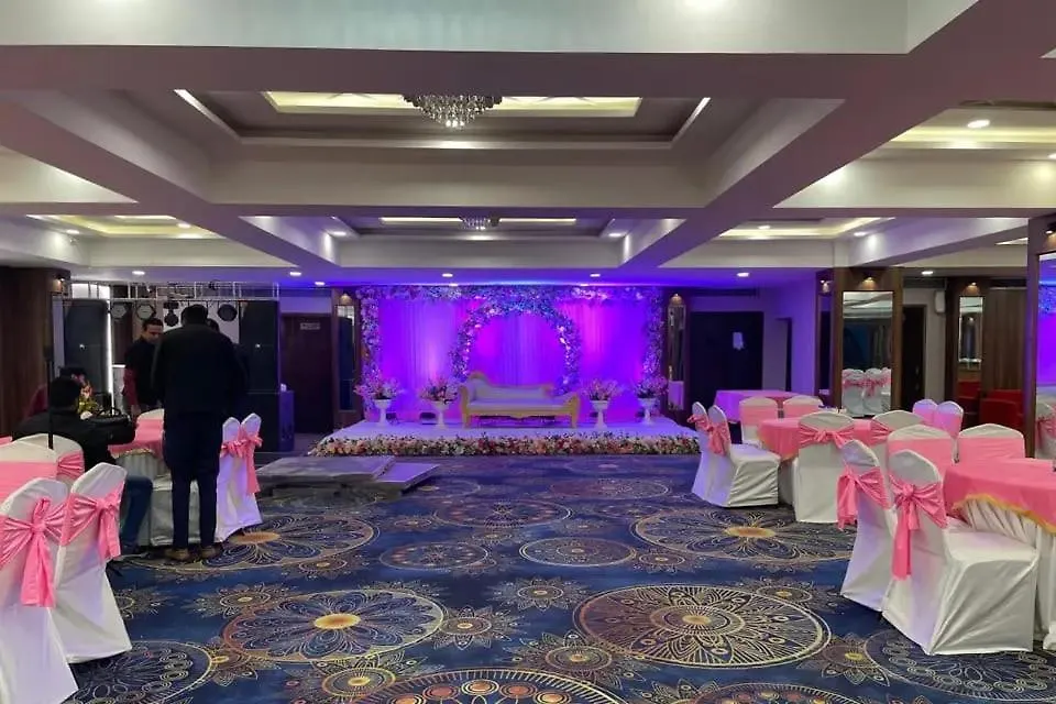 Hotel Sk Premium Park Ggn Gurgaon